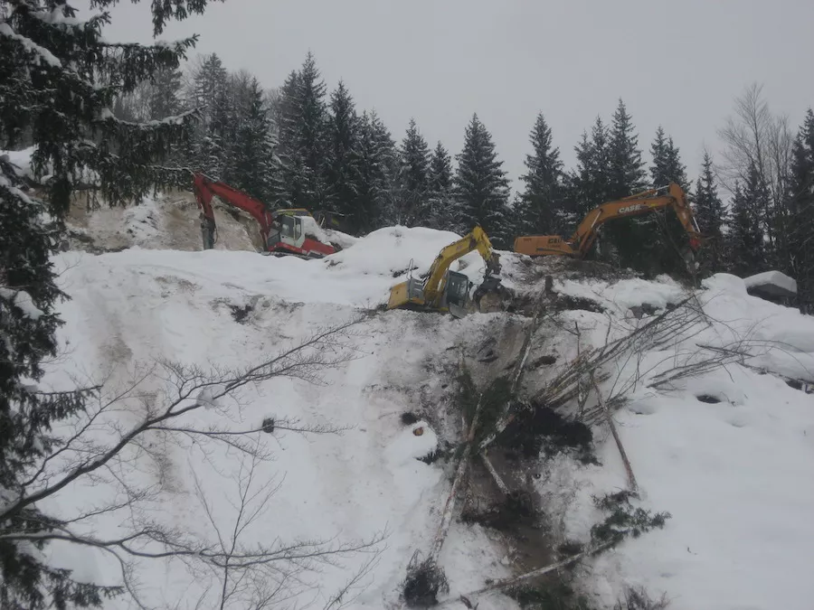 Apus, Izvedba del na težko dostopnih terenih - Planica 61