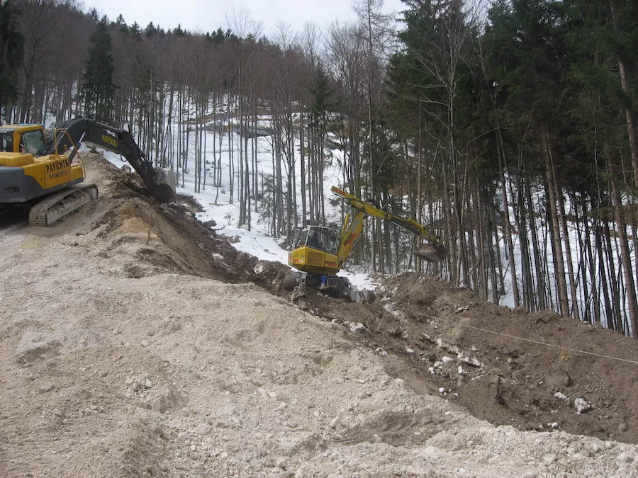 Apus, Izvedba del na težko dostopnih terenih - Planica 62