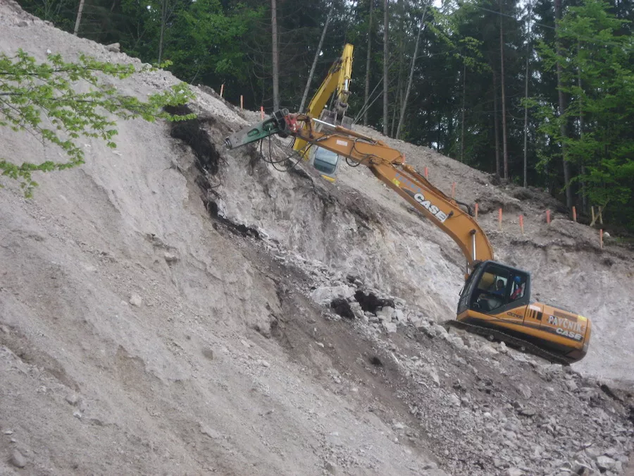 Apus, Izvedba del na težko dostopnih terenih - Planica 65