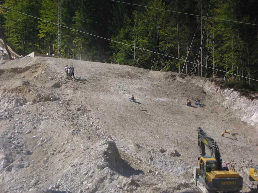 Apus, Izvedba del na težko dostopnih terenih - Planica 74