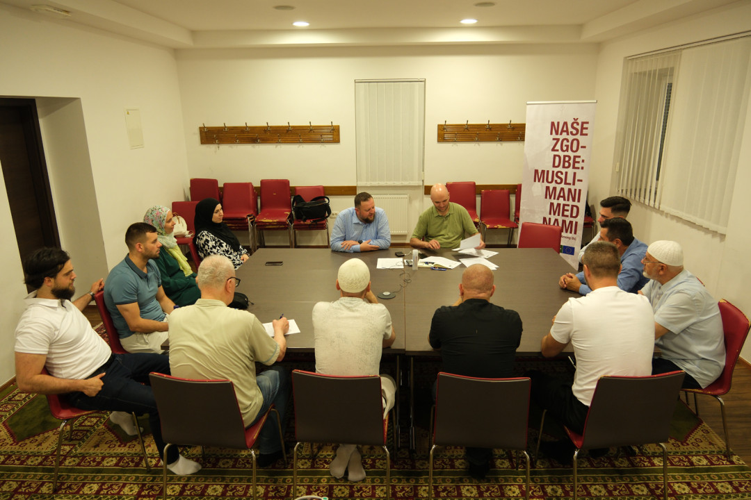 Naše zgodbe: muslimani med nami