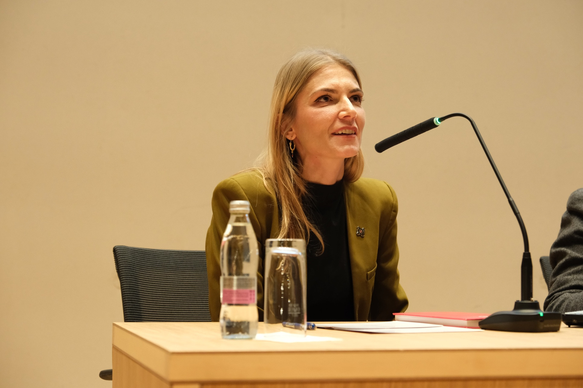 Okrogla miza ob zaključku projekta »Naše zgodbe: muslimani med nami«