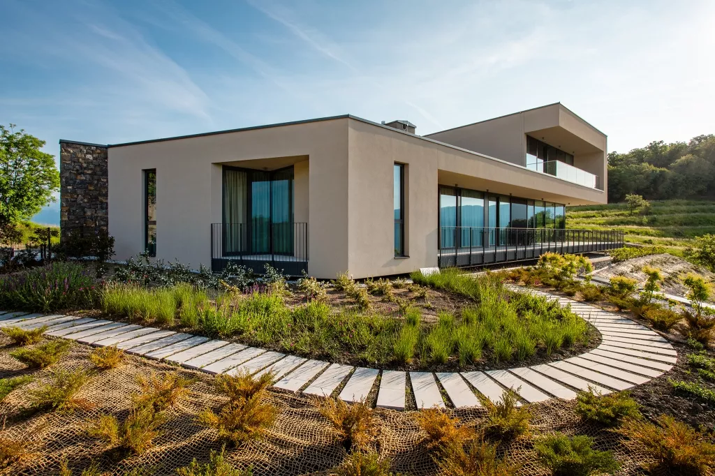 Biodinamična kmetija Guerila