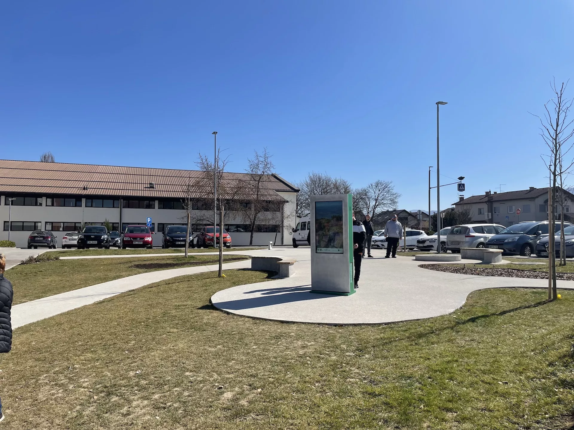 Otvoritev Šentjernejske učne poti z zaslonom Litebox