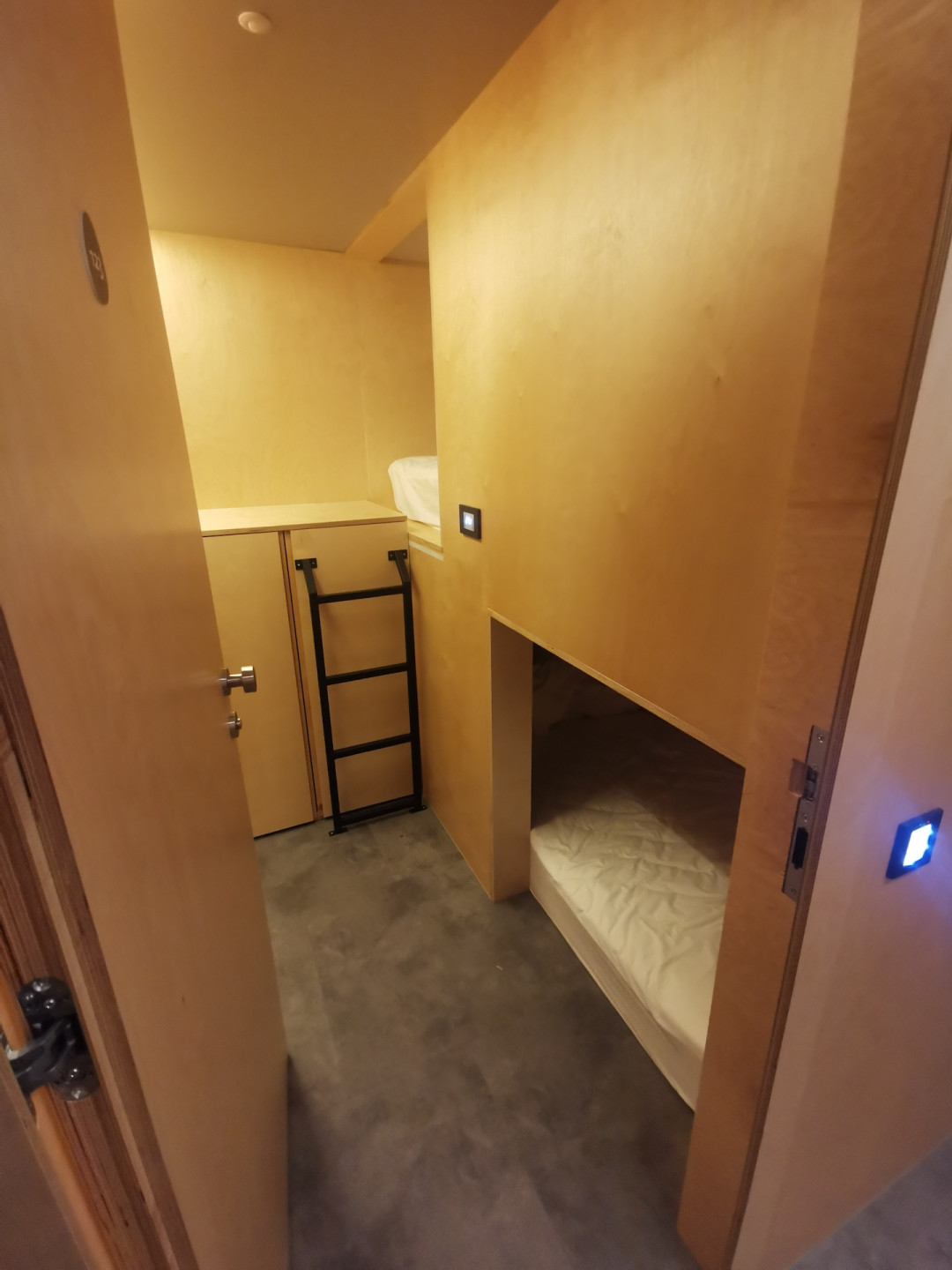 Družinska kapsula - pograd