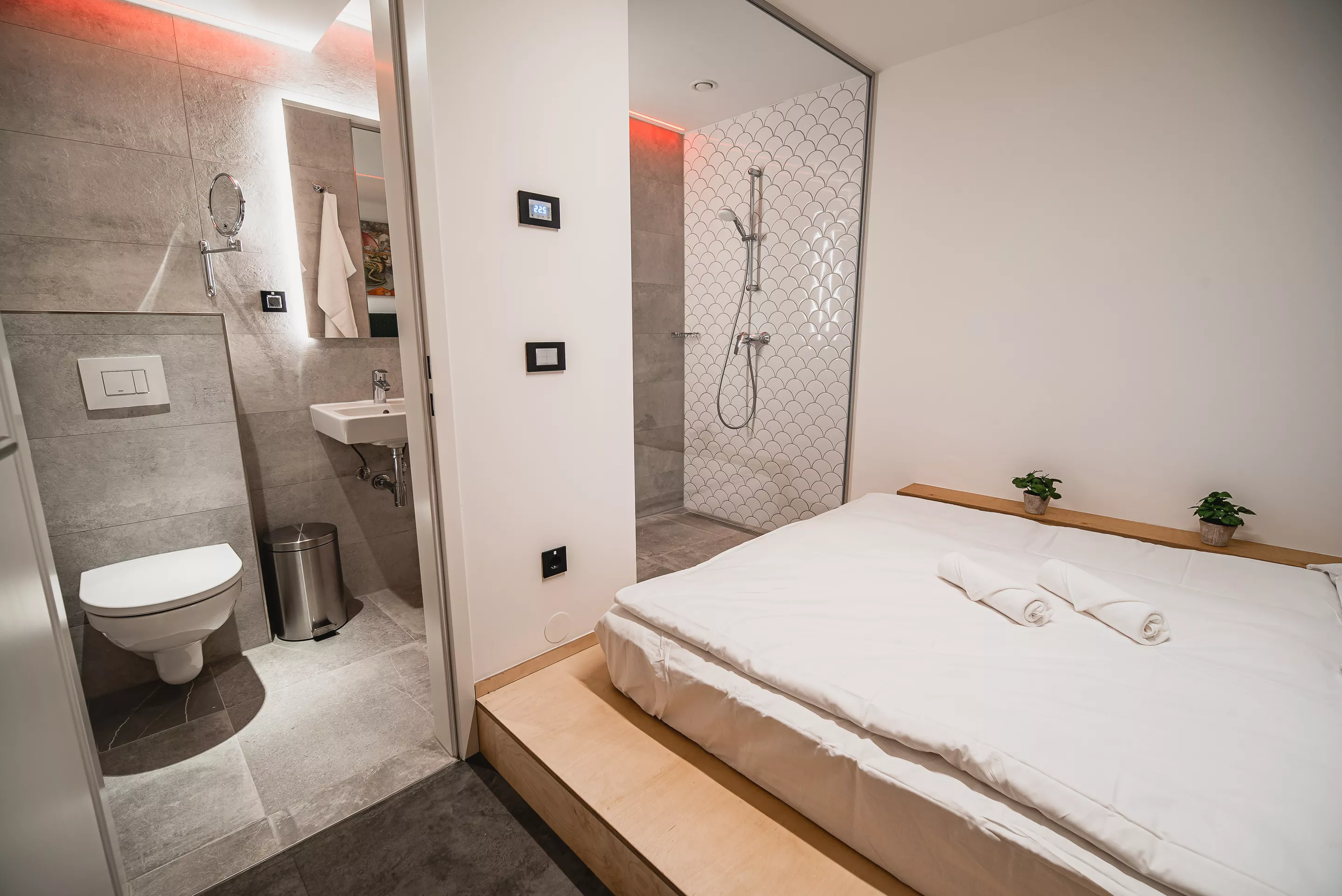 Zasebna soba z zakonsko posteljo za 2 osebi