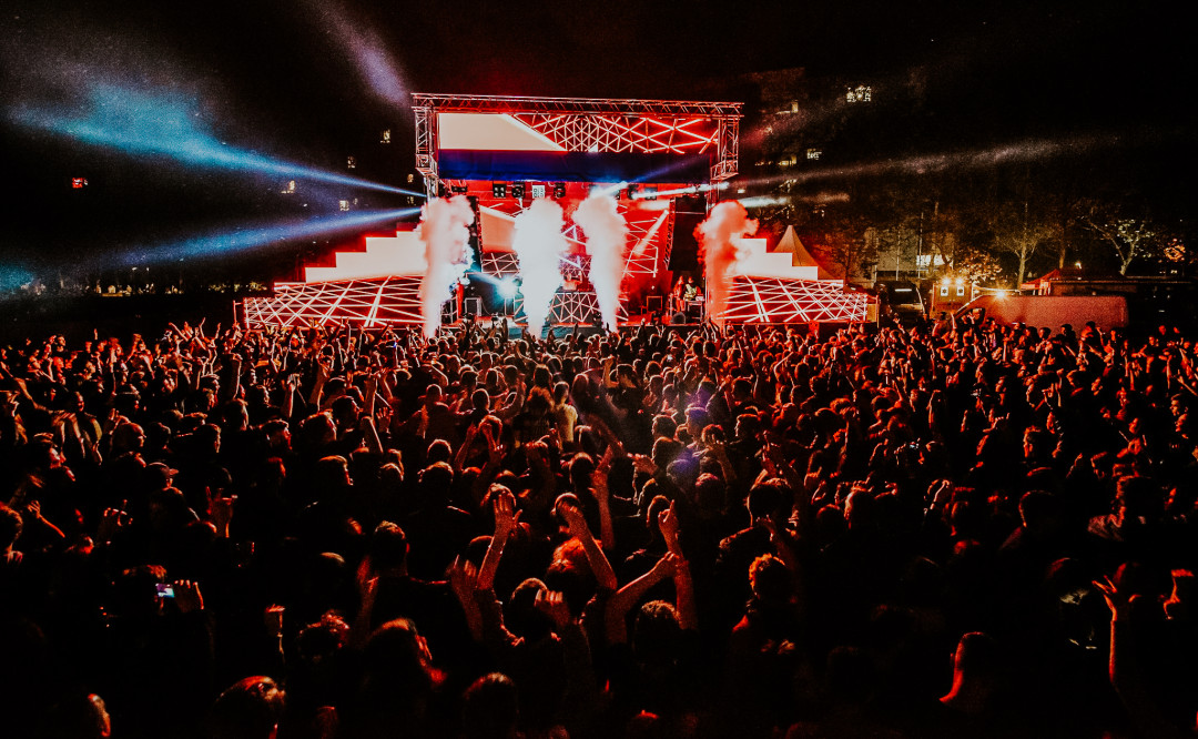 Škisova tržnica razkriva svoje prve nastopajoče