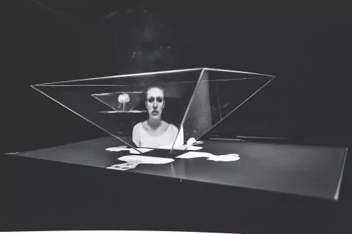 Delavnice: izdelaj sam svoj hologram