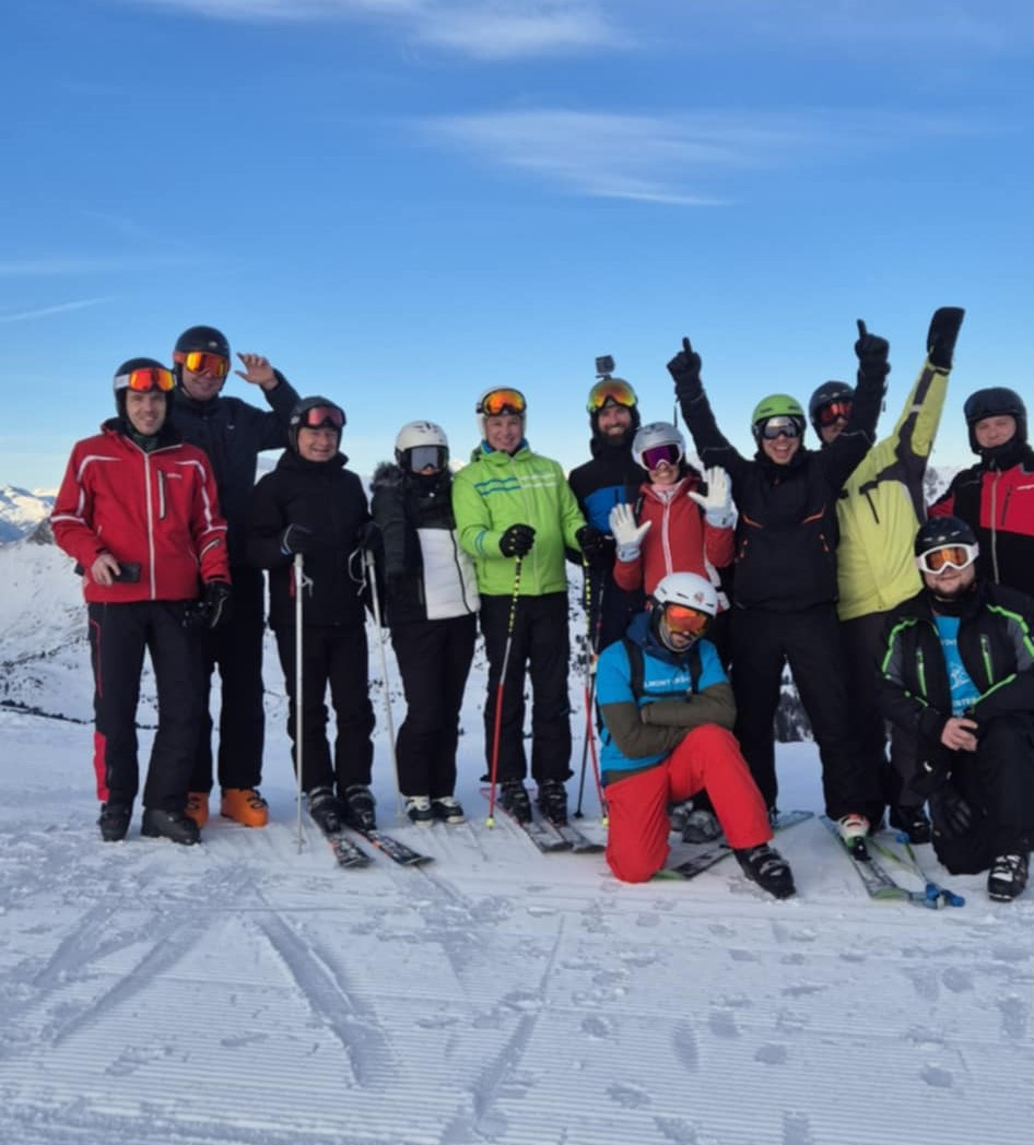 Team building na belih strminah