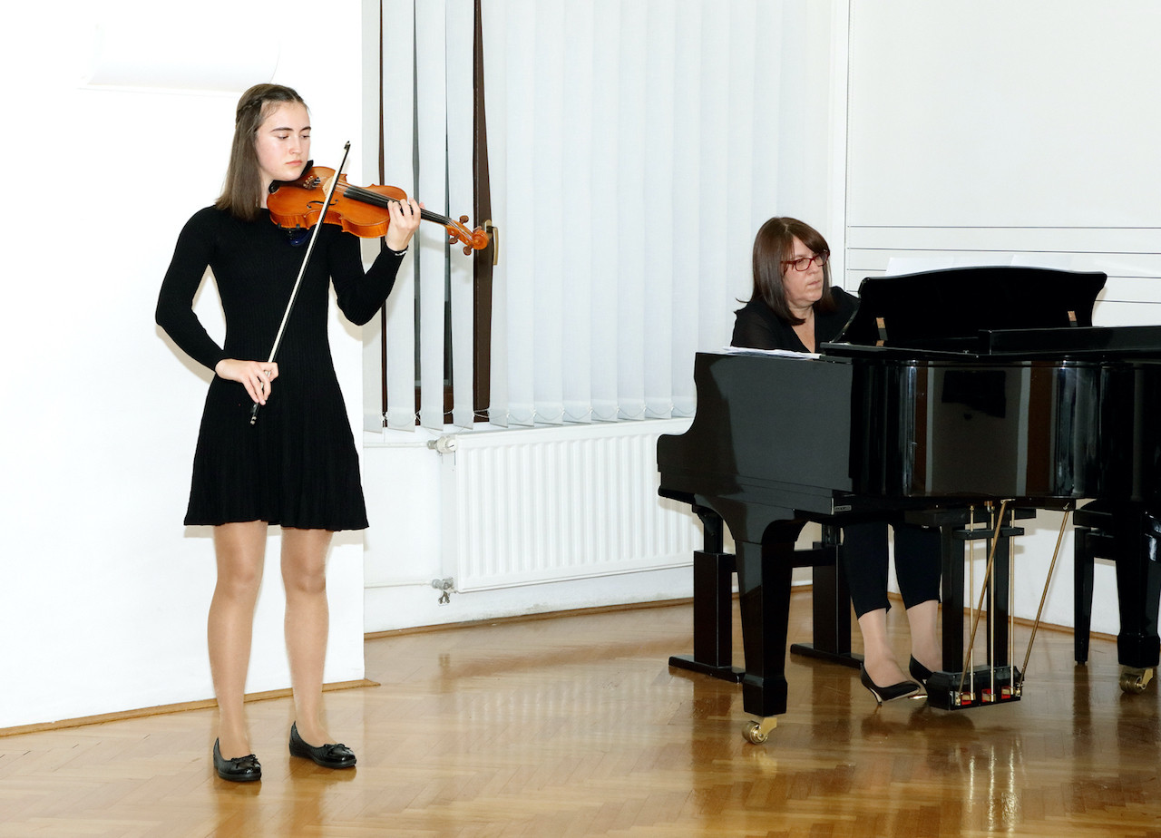 Božično-novoletni koncert - 22. 12. 2021