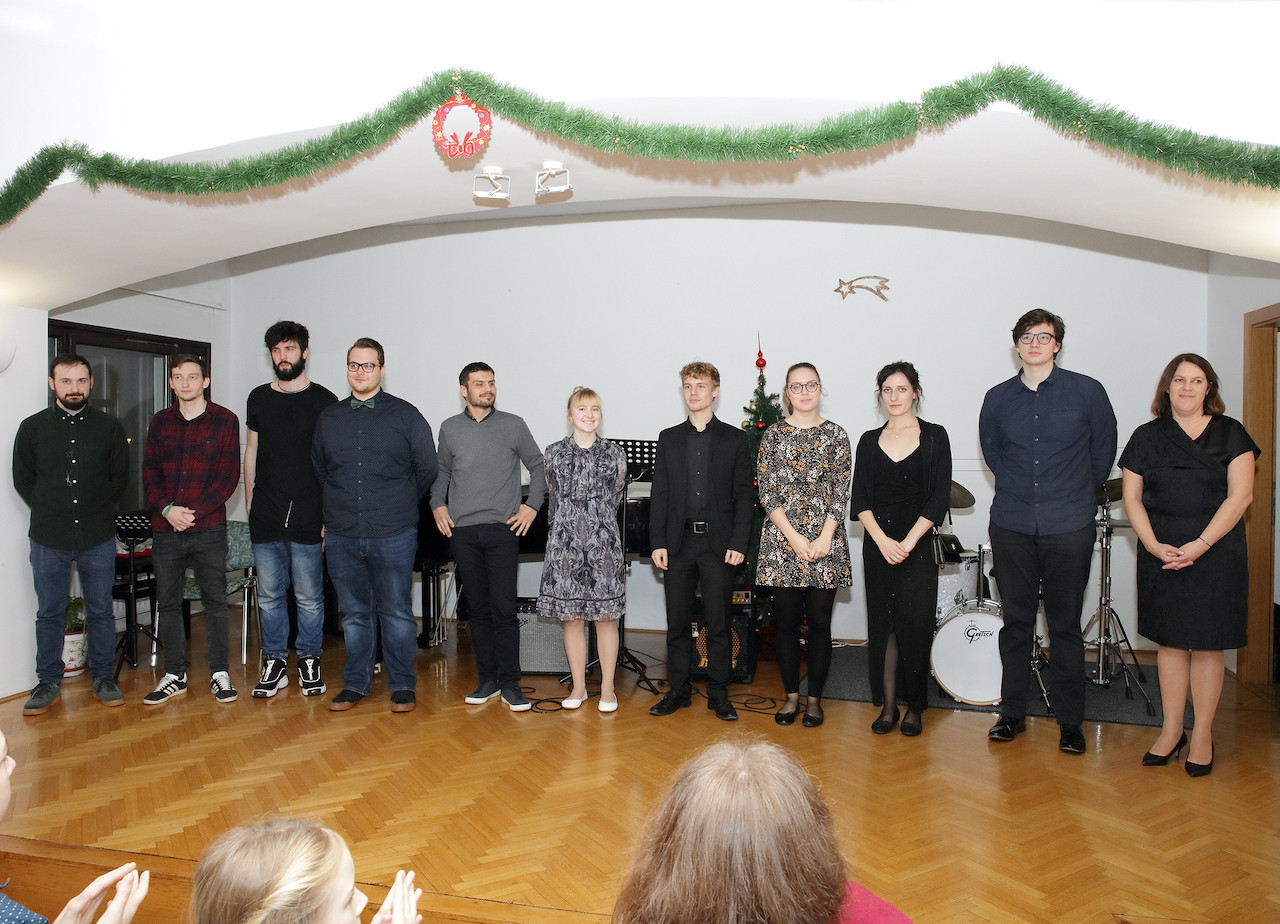 Božično-novoletni koncert nekdanjih učencev 2019