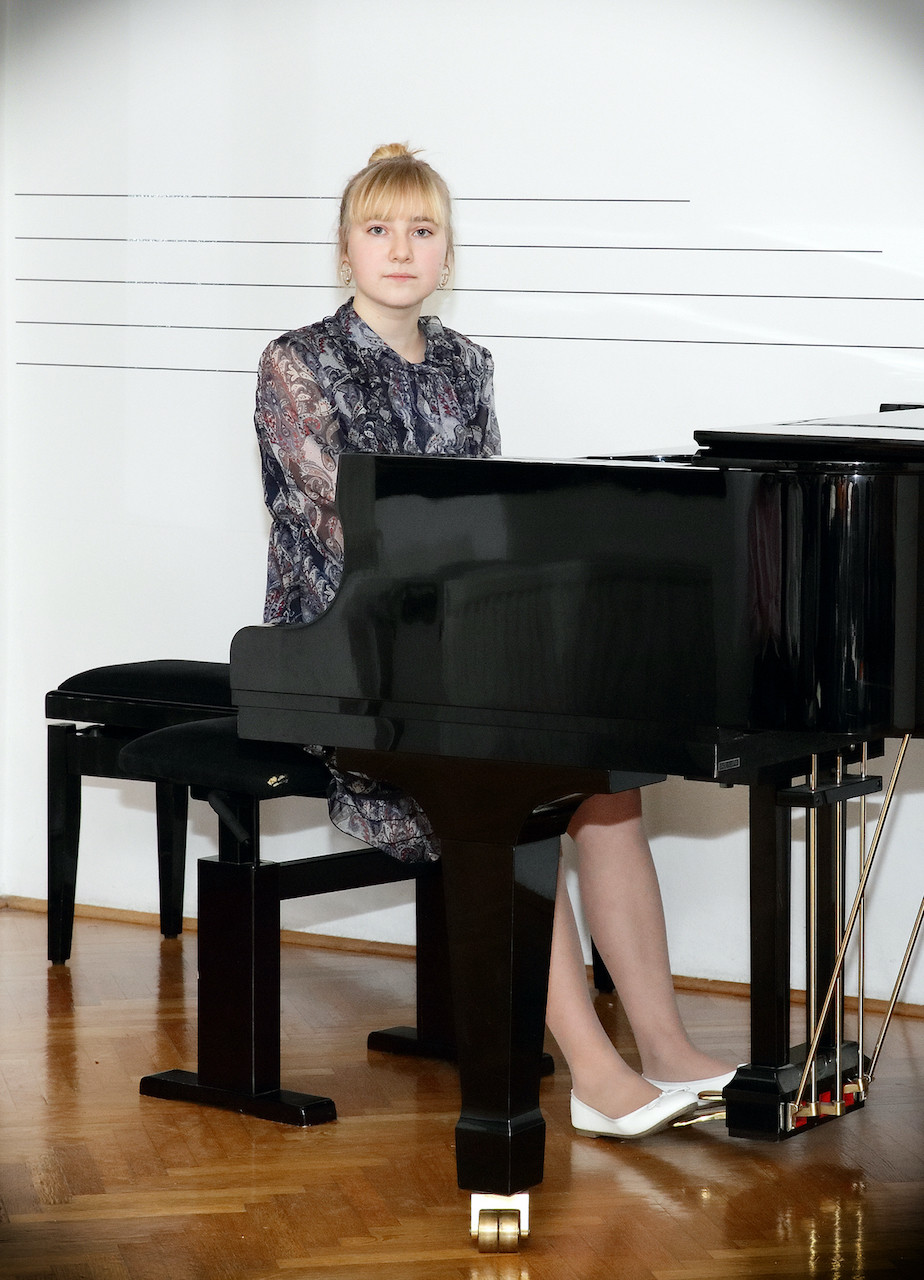 Božično-novoletni koncert nekdanjih učencev 2019