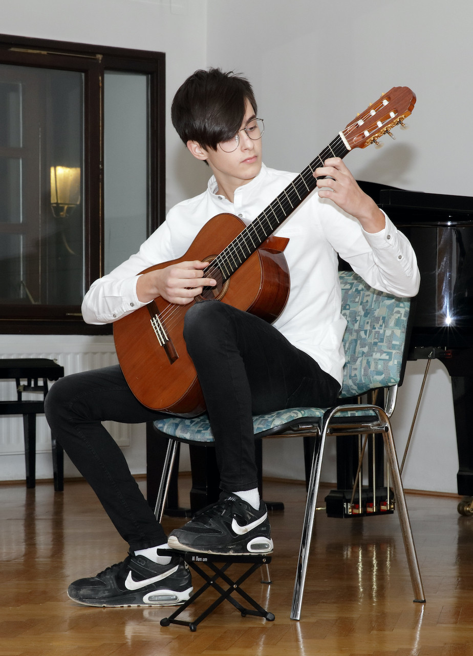 Božično-novoletni koncert nekdanjih učencev 2019