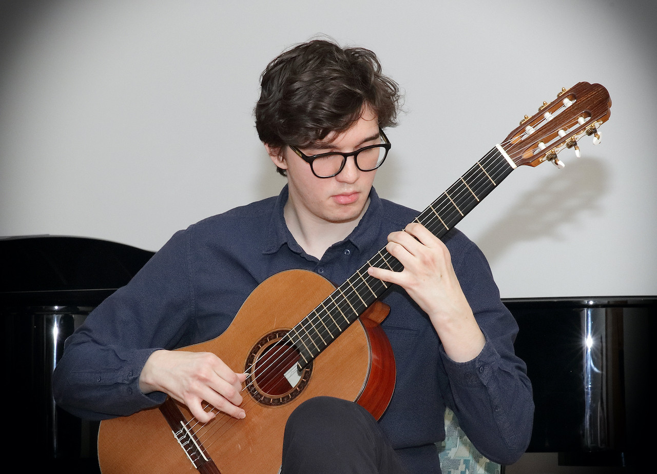 Božično-novoletni koncert nekdanjih učencev 2019