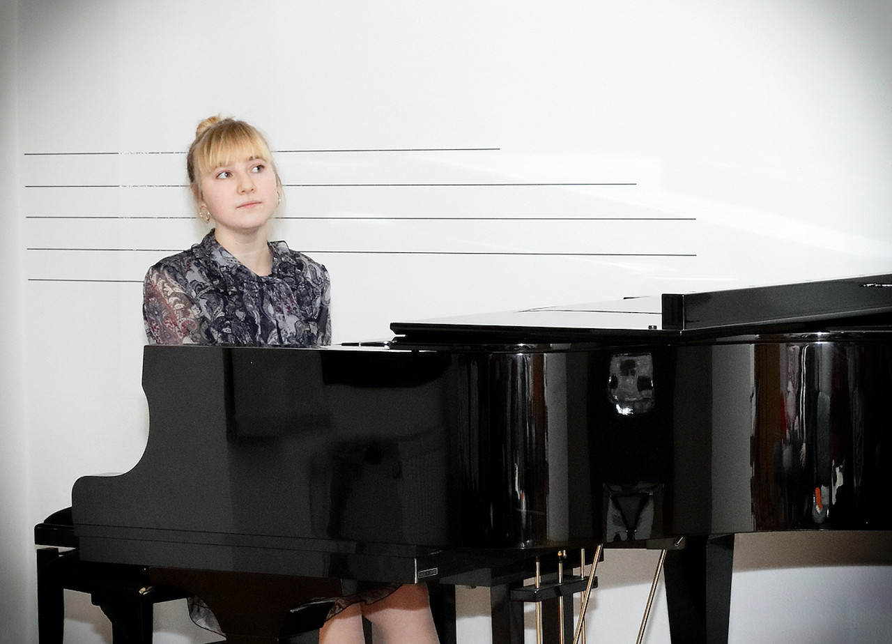 Božično-novoletni koncert nekdanjih učencev 2019