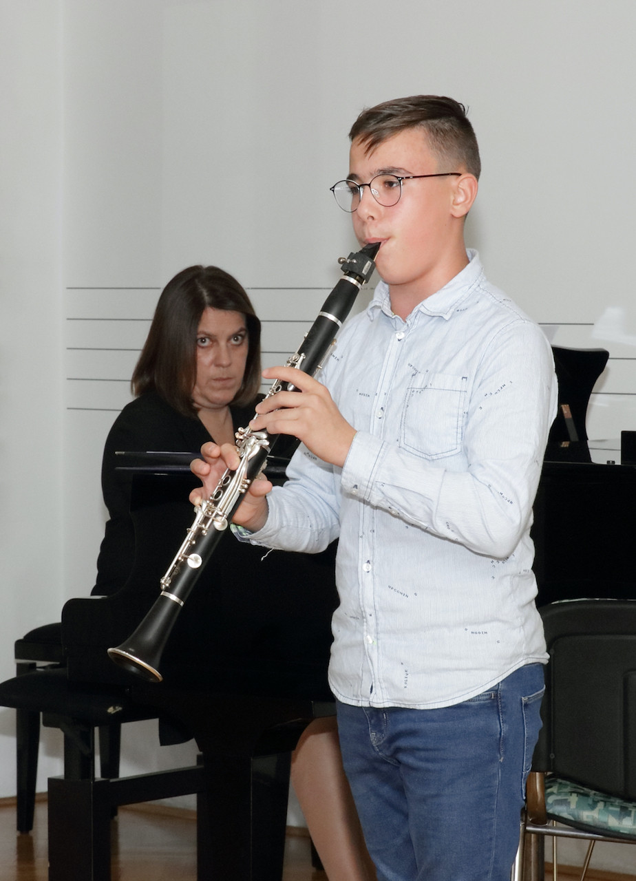 Božično-novoletni koncert nekdanjih učencev 2019