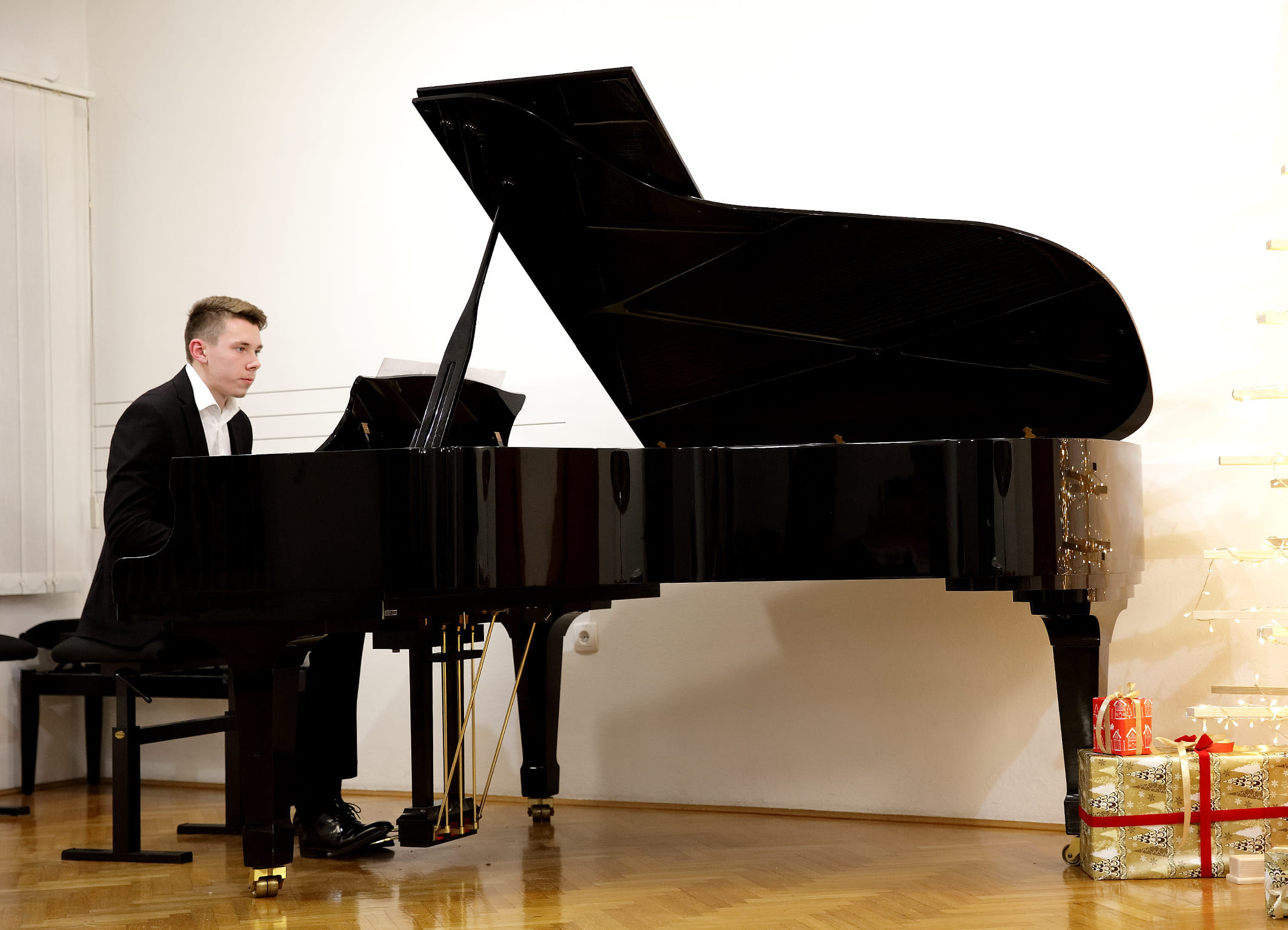 Božično novoletni koncert nekdanjih učencev, 23. 12. 2022