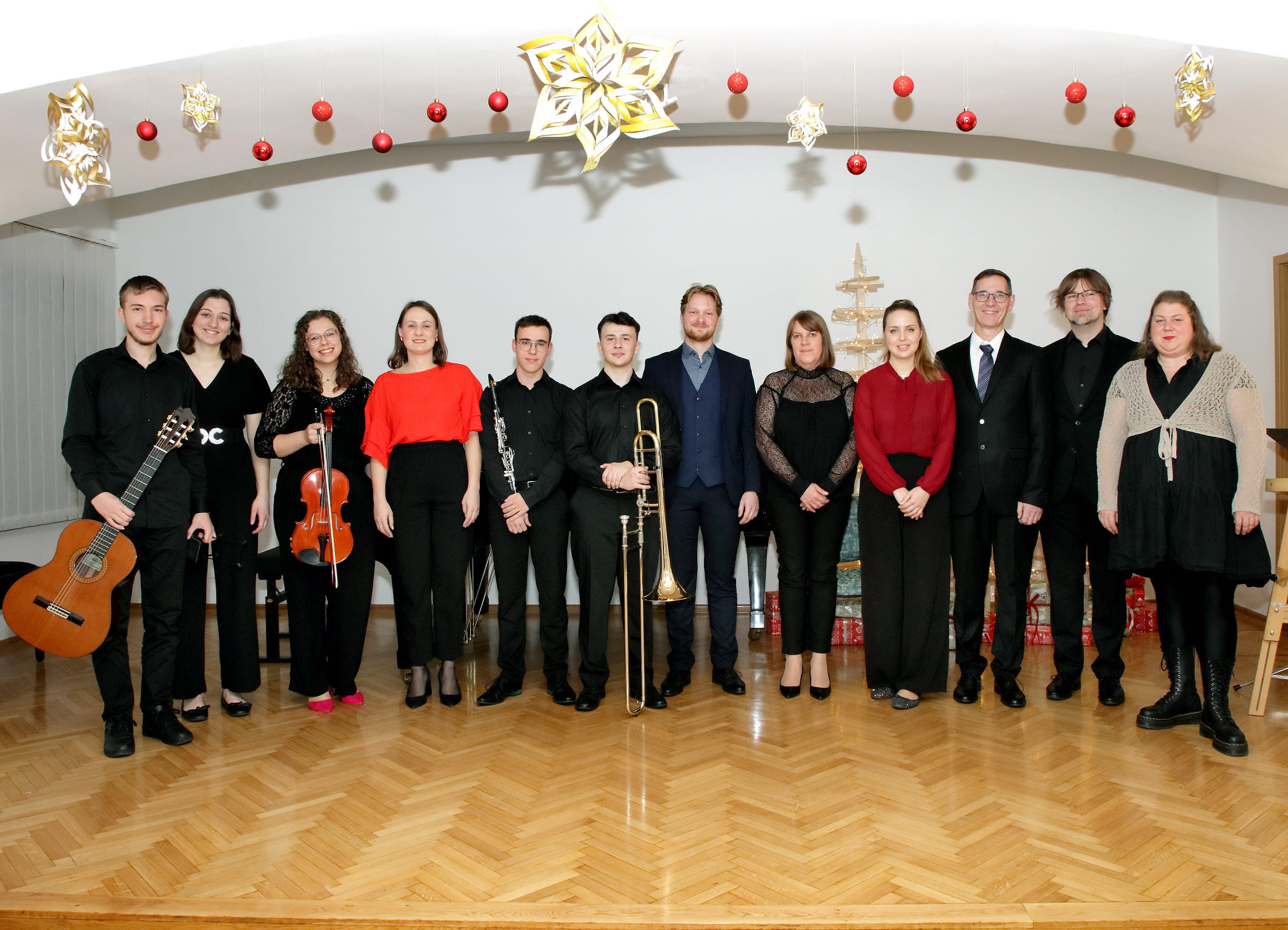 Božično novoletni koncert nekdanjih učencev GŠ Brežice