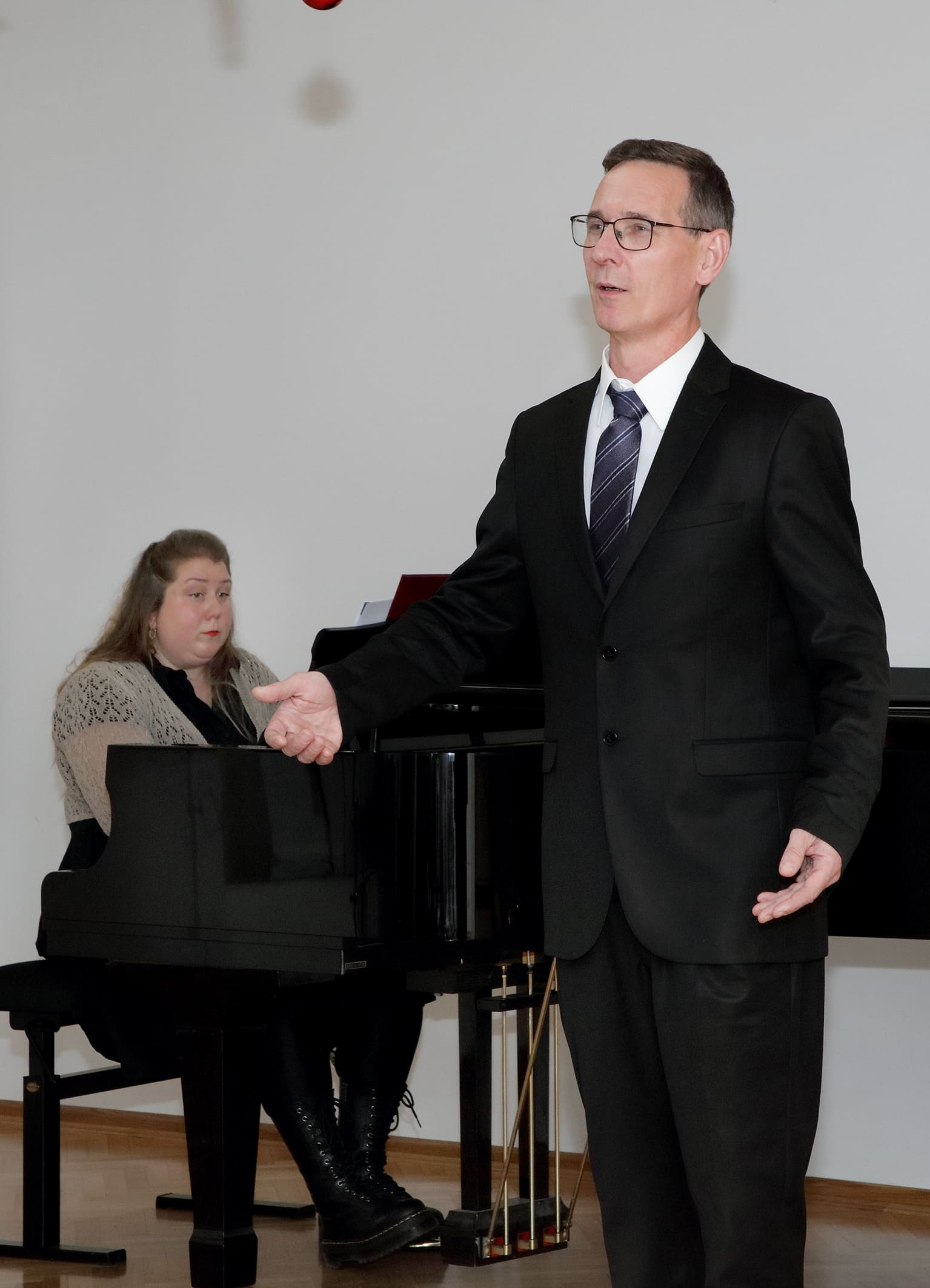 Božično novoletni koncert nekdanjih učencev GŠ Brežice