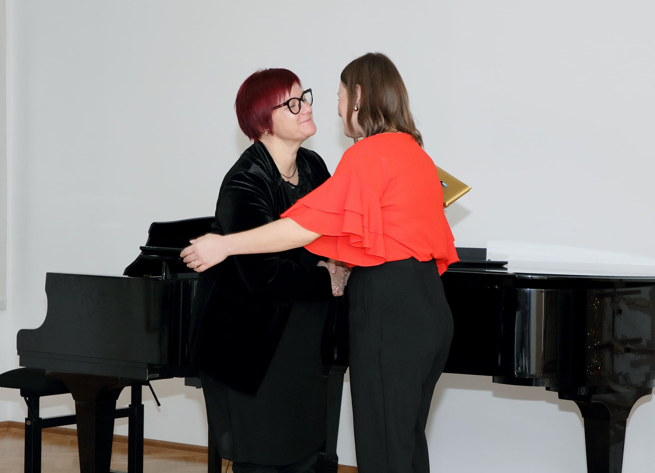 Božično novoletni koncert nekdanjih učencev GŠ Brežice