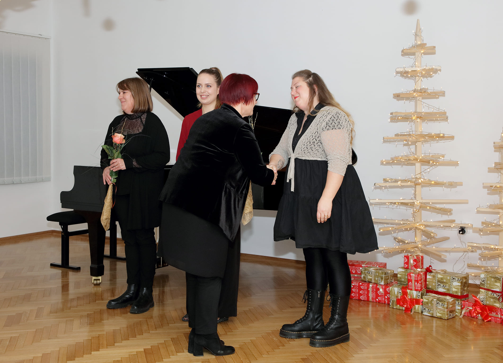 Božično novoletni koncert nekdanjih učencev GŠ Brežice