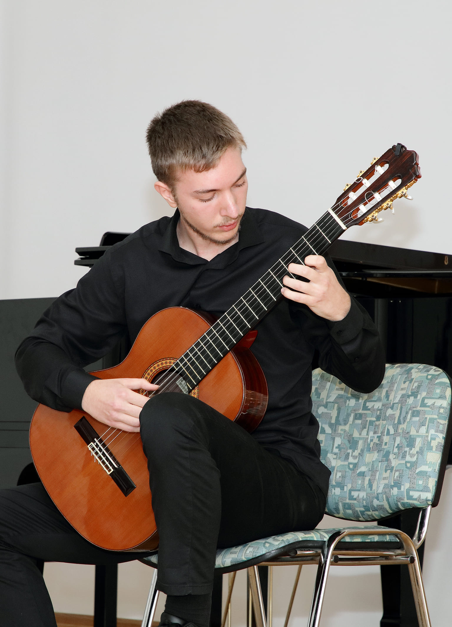 Božično novoletni koncert nekdanjih učencev GŠ Brežice