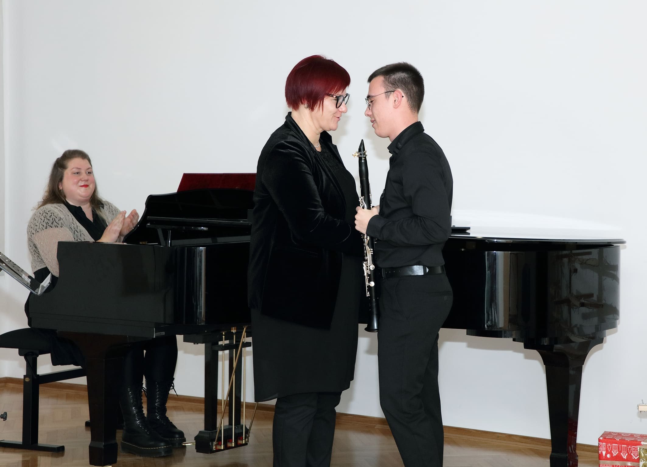 Božično novoletni koncert nekdanjih učencev GŠ Brežice