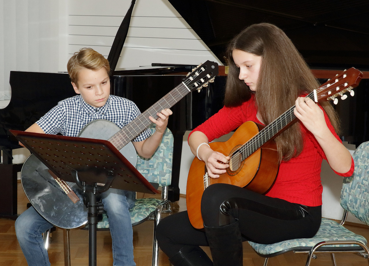 Božično-novoletni koncert učencev GŠ Brežice 2018