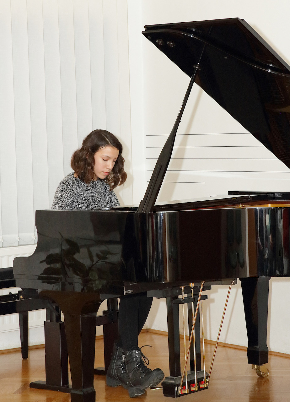 Božično-novoletni koncert učencev GŠ Brežice 2018