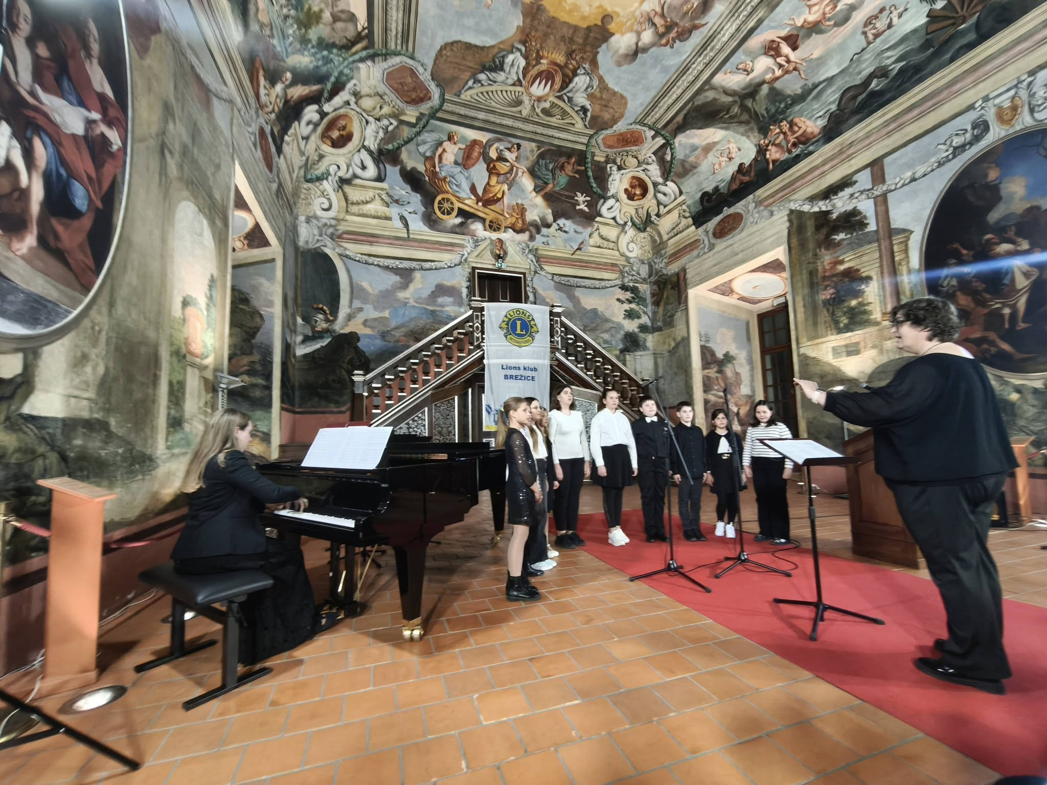 Dobrodelni koncert Ko glasba sreča srce