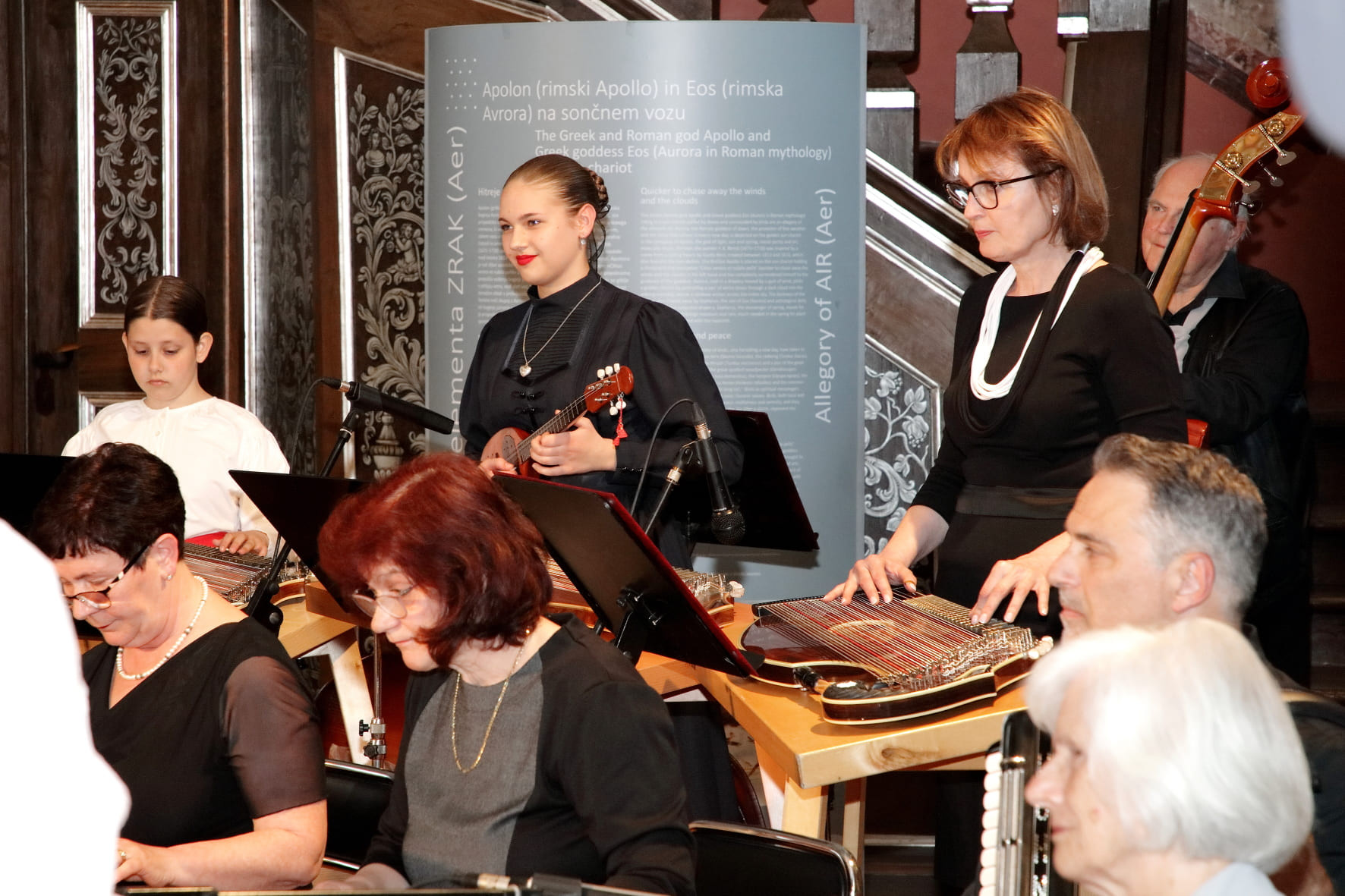 Koncert citrarskega orkestra Glasbene šole Brežice