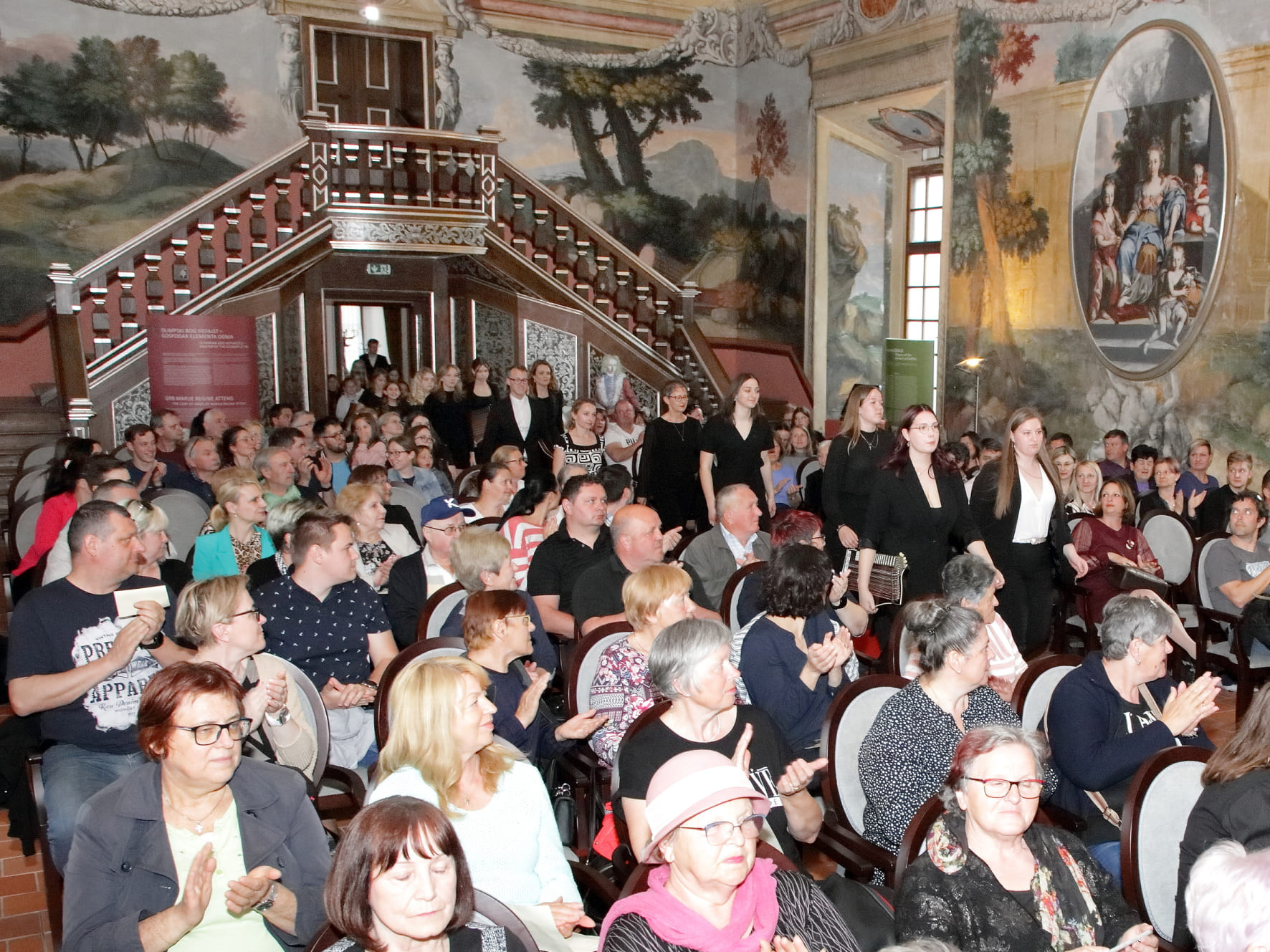 Koncert citrarskega orkestra Glasbene šole Brežice