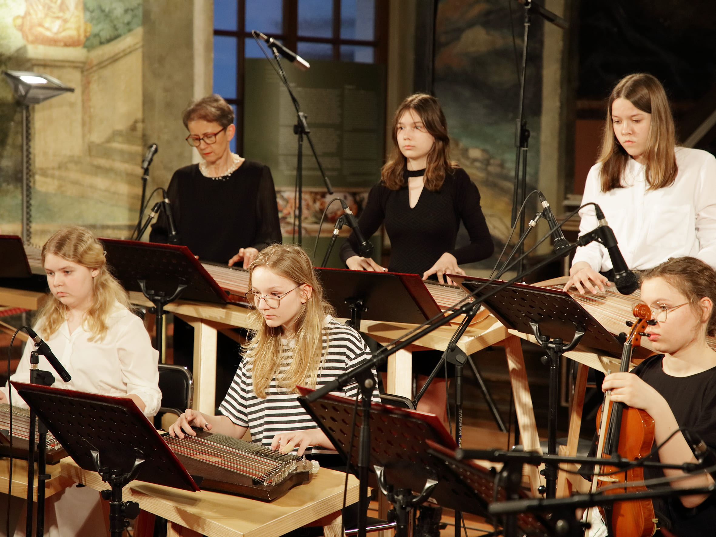 Koncert citrarskega orkestra: Ko strune citer zapojo