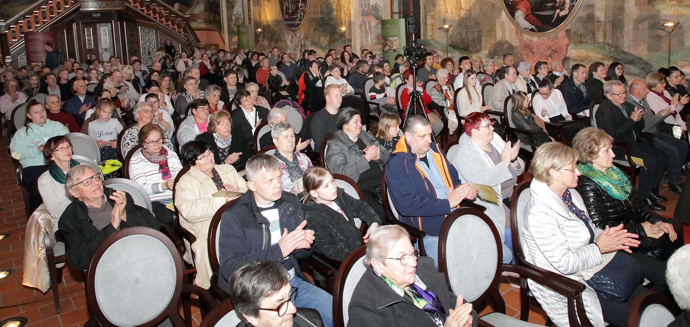 Koncert citrarskega orkestra: Ko strune citer zapojo