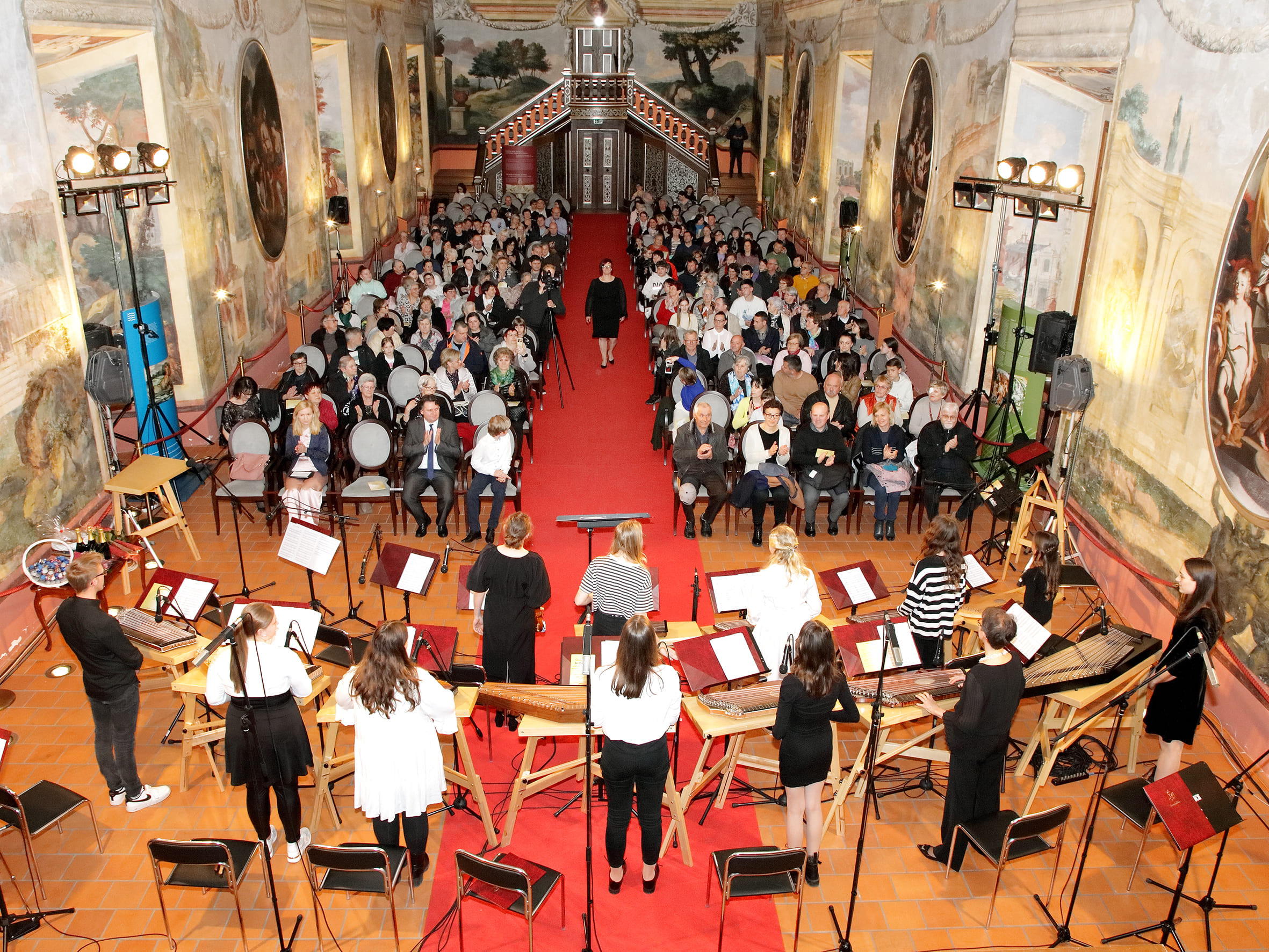 Koncert citrarskega orkestra: Ko strune citer zapojo