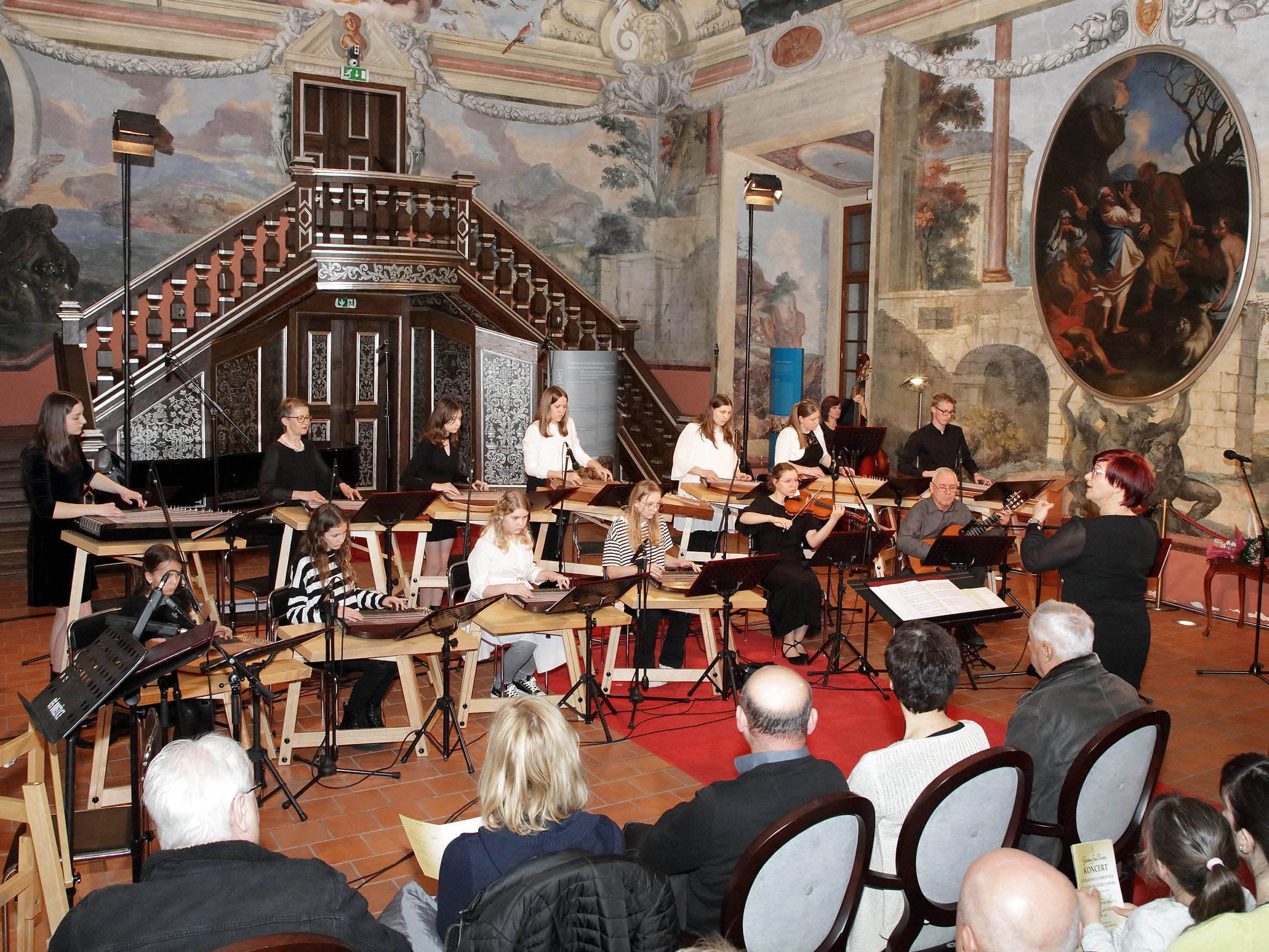 Koncert citrarskega orkestra: Ko strune citer zapojo