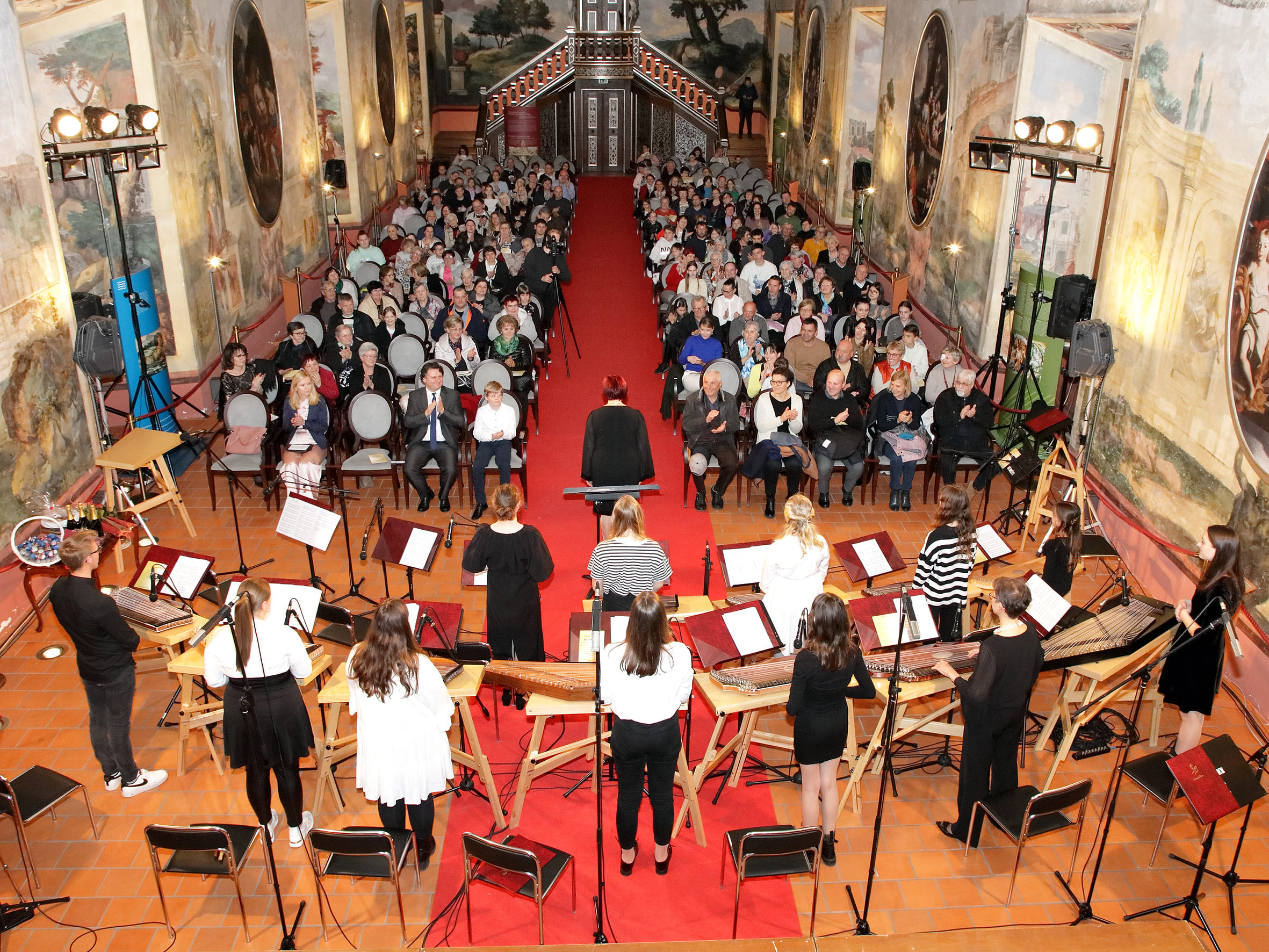 Koncert citrarskega orkestra: Ko strune citer zapojo