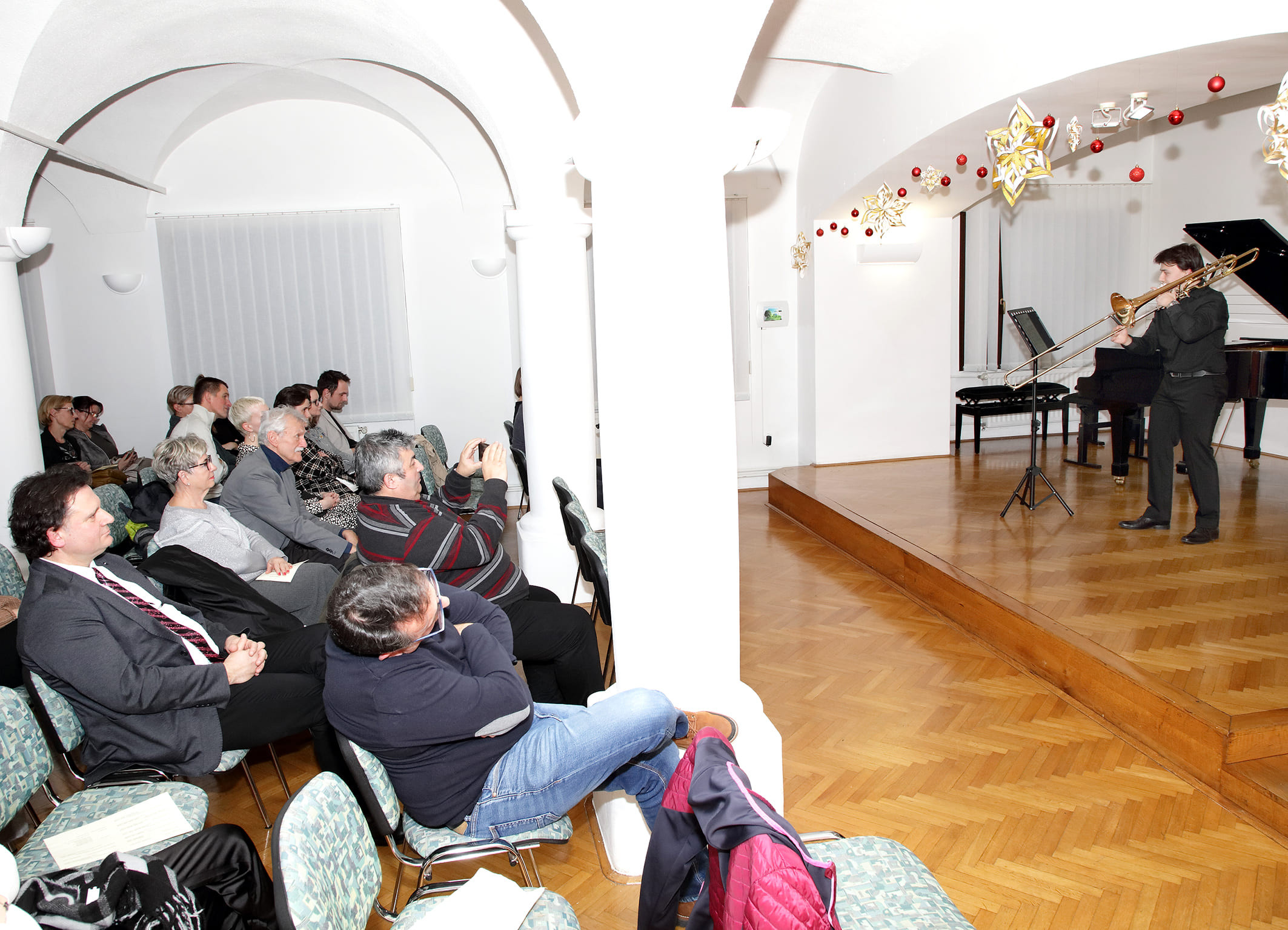 Koncert nekdanjih učencev Glasbene šole Brežice