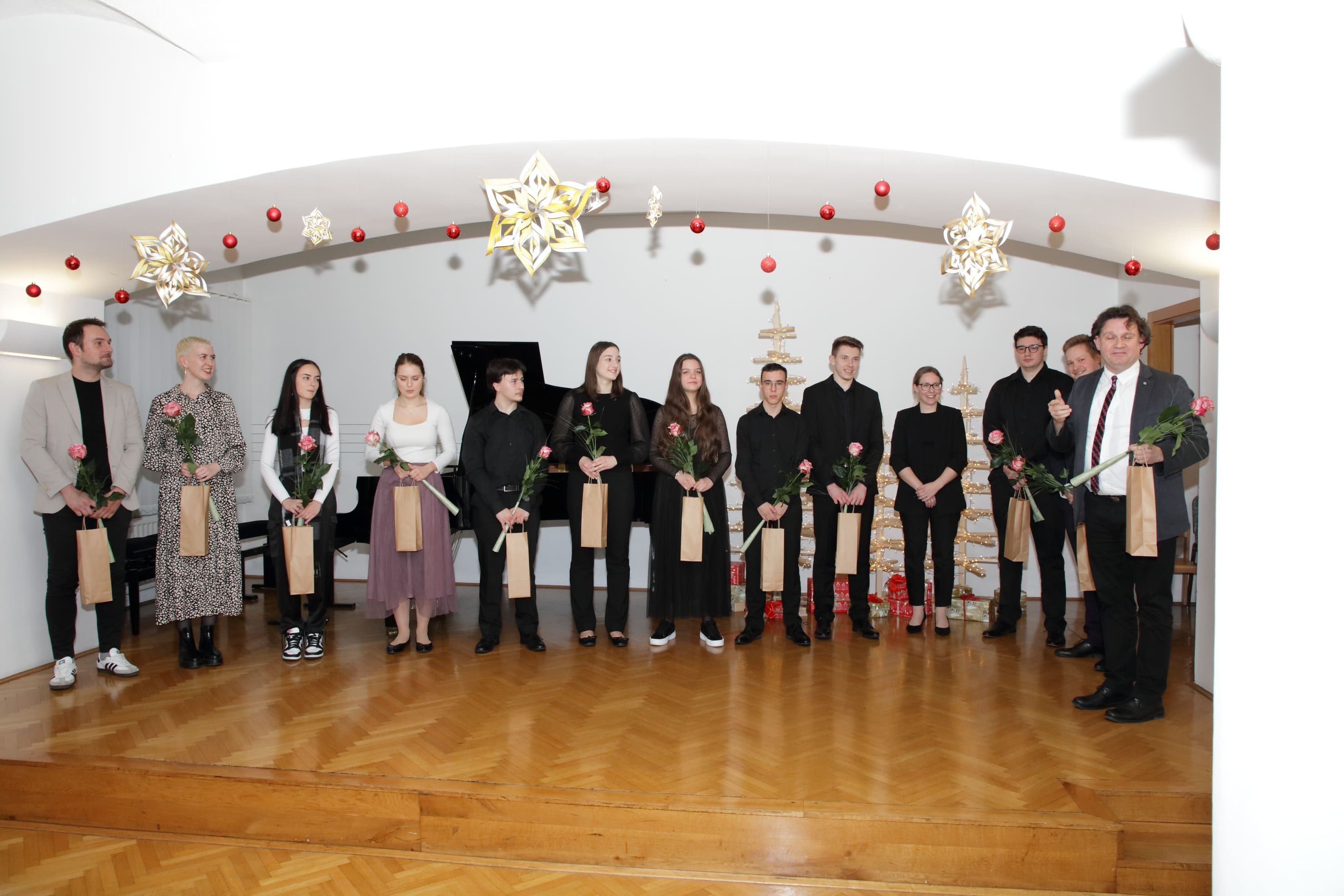 Koncert nekdanjih učencev Glasbene šole Brežice