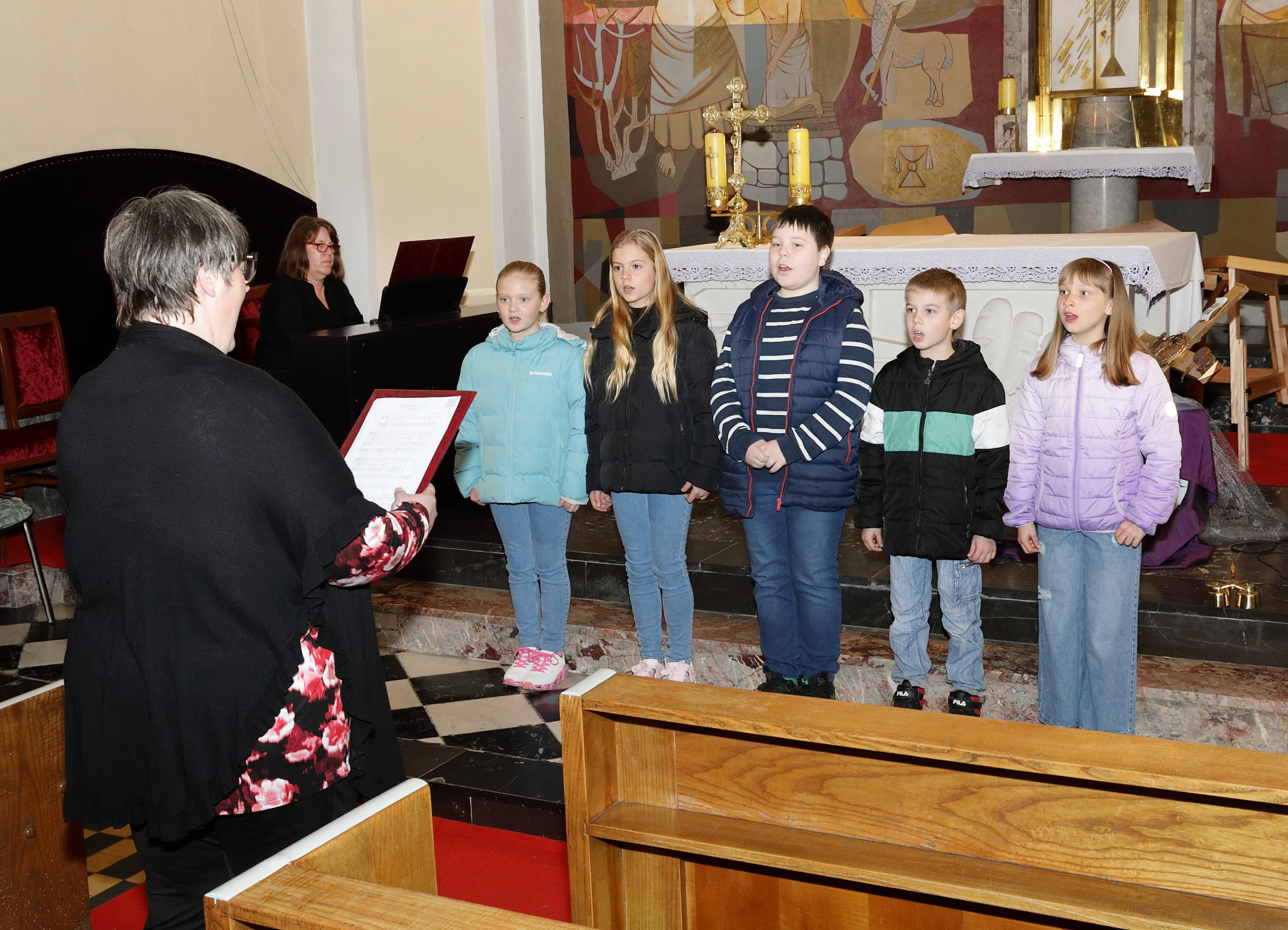 Koncert »Ob materinskem dnevu«