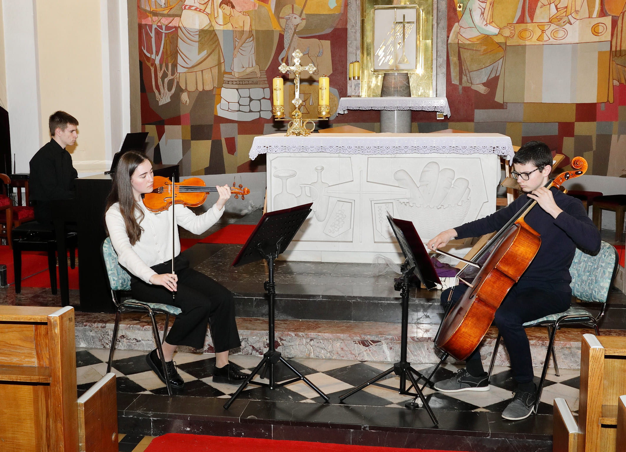 Koncert »Ob materinskem dnevu«