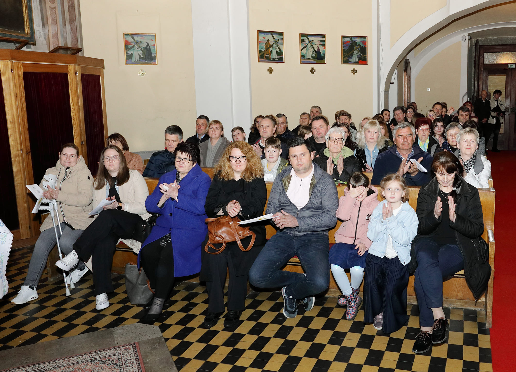 Koncert »Ob materinskem dnevu«