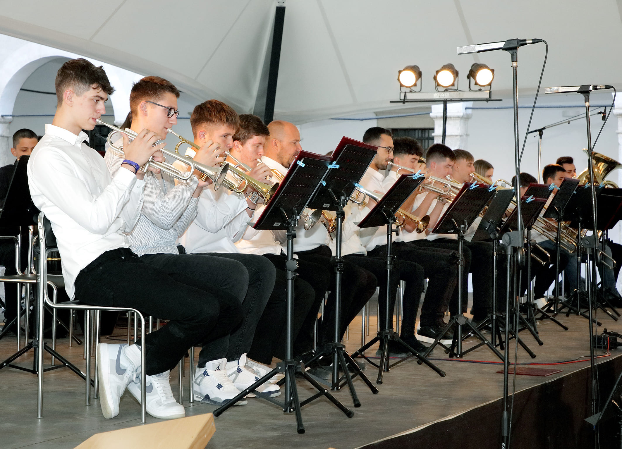 Koncert orkestrov in Solzic