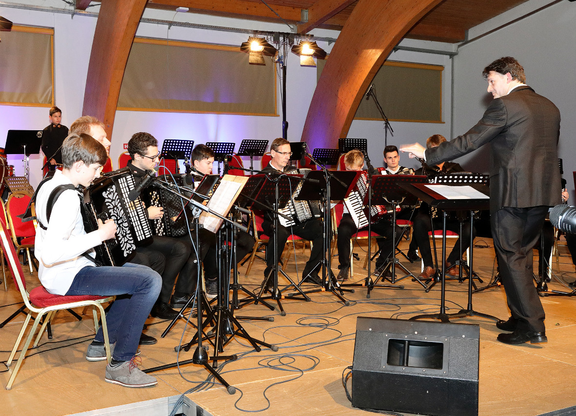 Koncert orkestrov in Solzic december 2018