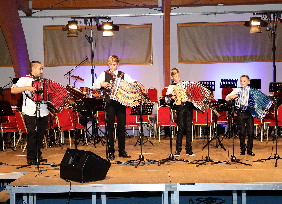 Koncert orkestrov in Solzic december 2018