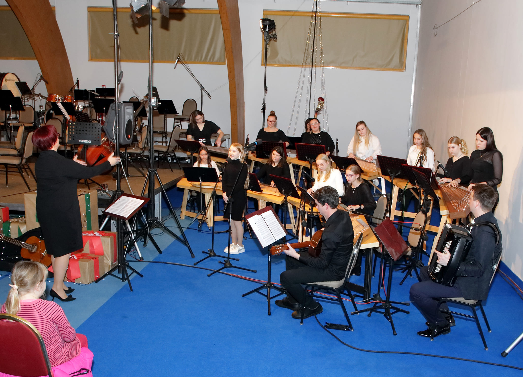 Koncert orkestrov in zborov