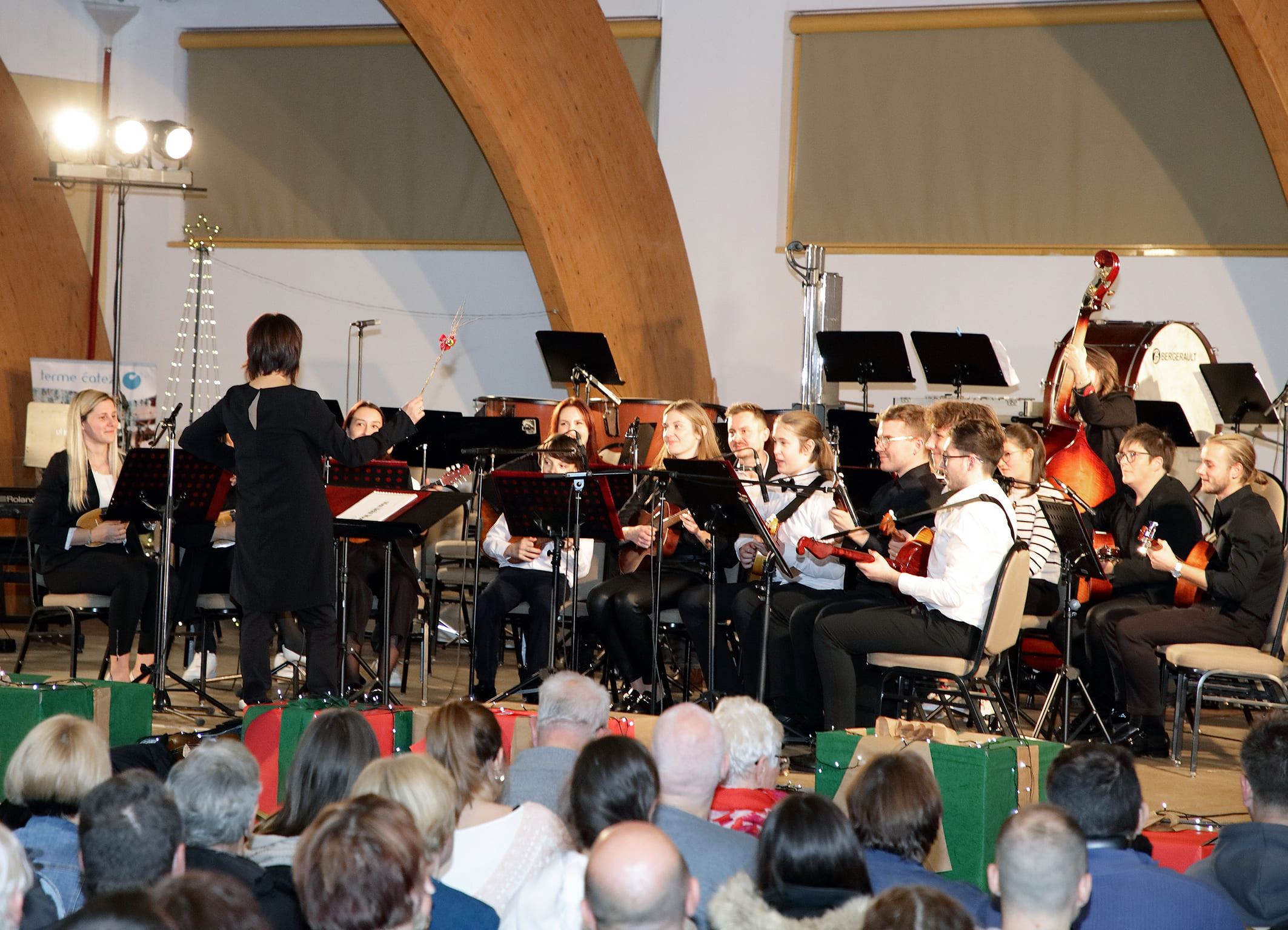 Koncert orkestrov in zborov