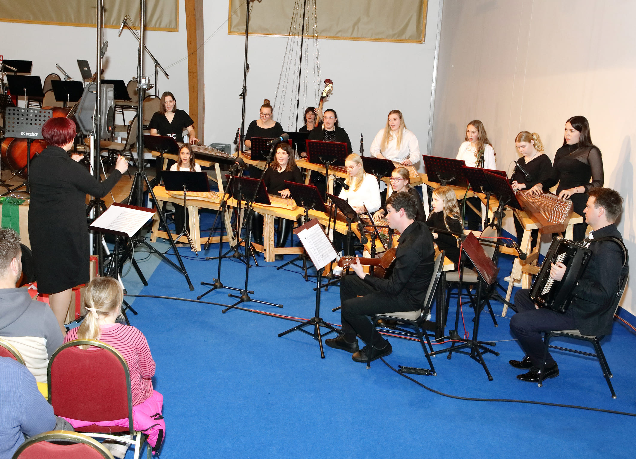 Koncert orkestrov in zborov