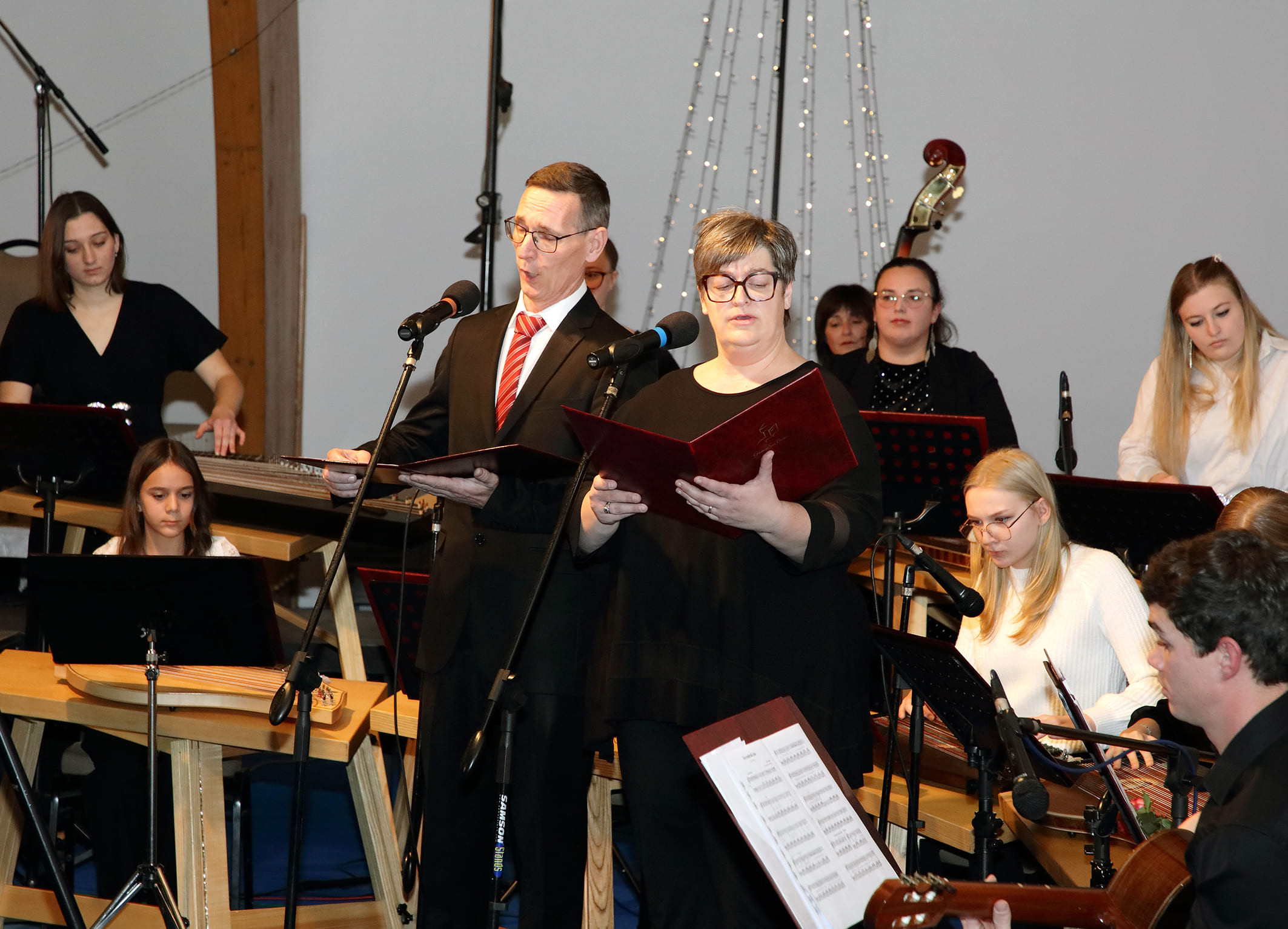 Koncert orkestrov in zborov