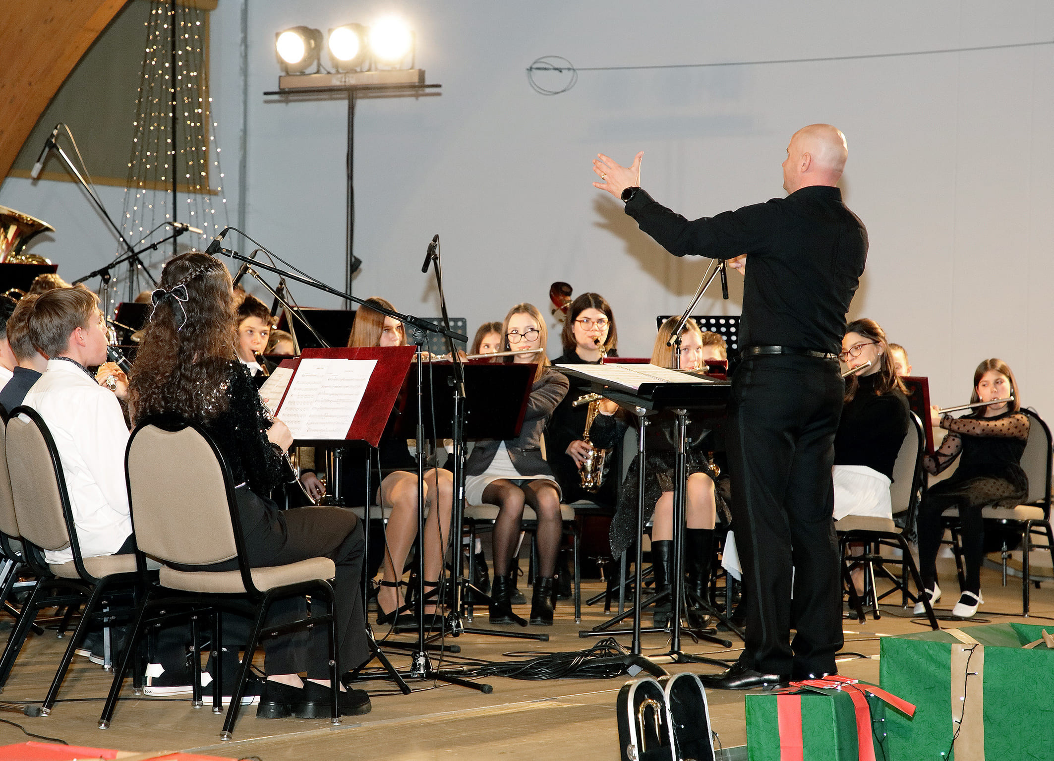 Koncert orkestrov in zborov